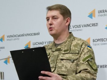 Шесть украинских военных ранены в зоне АТО за сутки