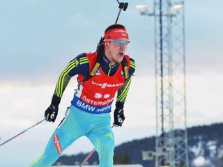 Антон Дудченко – третий в спринте на юниорском Кубке мира по биатлону