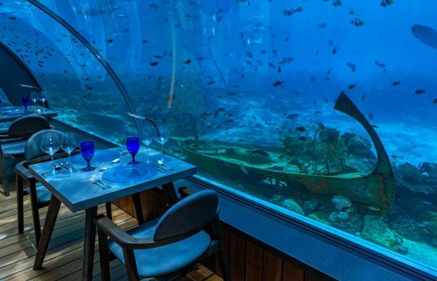 Самый большой в мире подводный панорамный ресторан