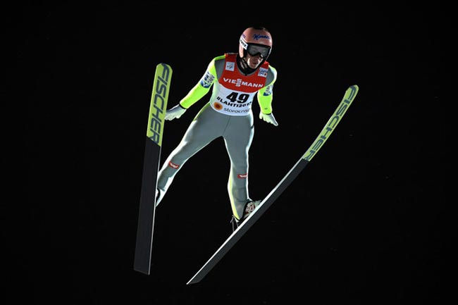 Австриец Крафт победил в прыжках с большого трамплина на ЧМ в Лахти