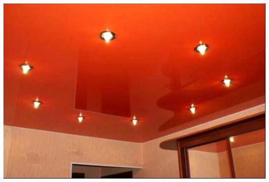 натяжной оранжевый потолок