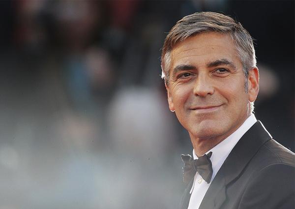 Джордж Клуни отселил соседей в отель