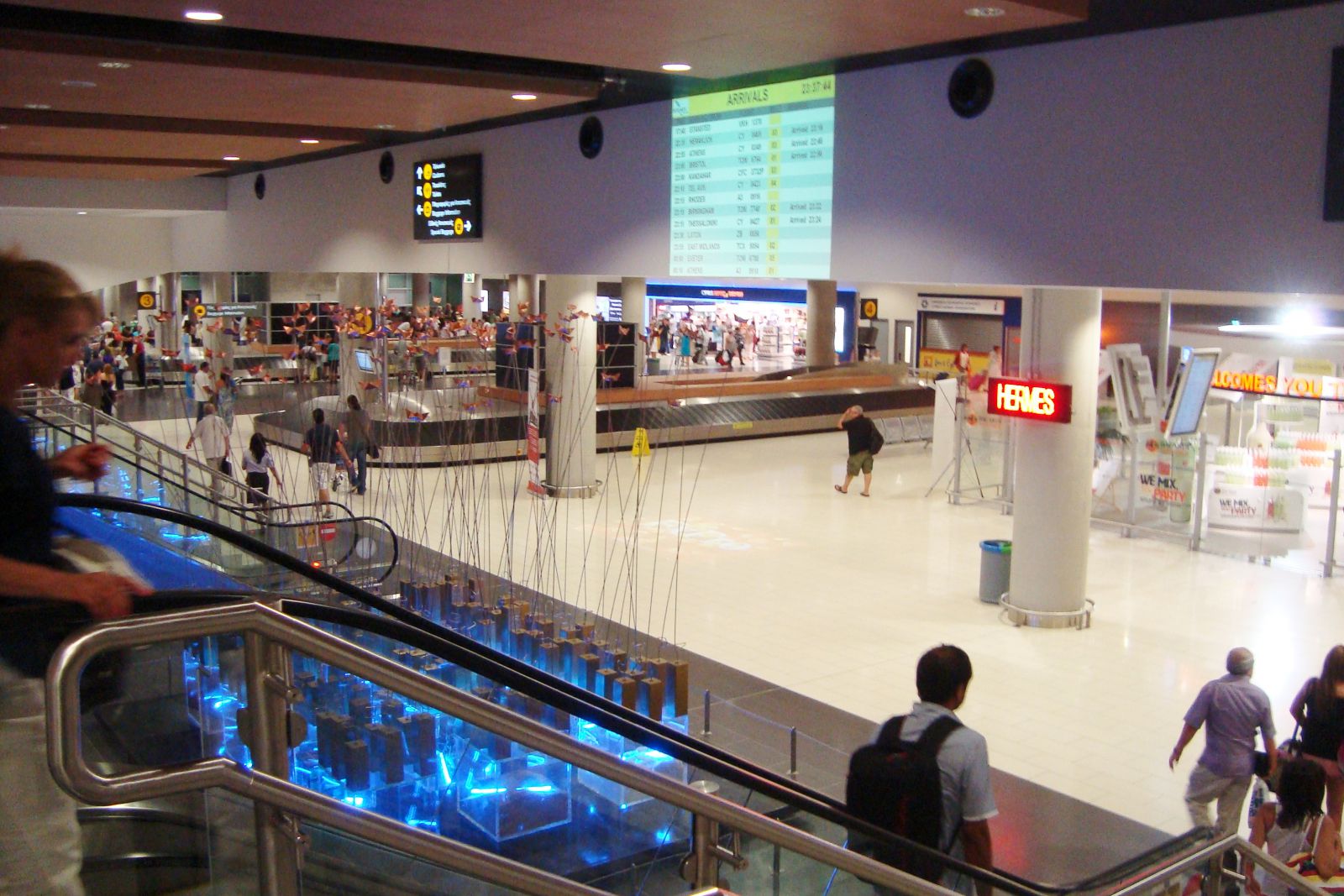 Власти Кипра обещаются бесперебойную работу основных аэропортов