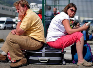 В аэропорту «Жуляны» завязли близ сотни туристов, каким туроператор «забыл» оплатить рейс