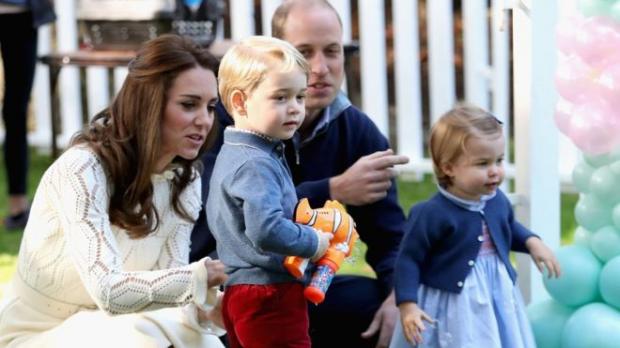 Кейт Миддлтон и принц Уильям станут родителями в третий раз: официальное заявление Кенсингтонского дворца