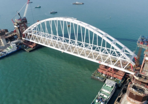 Керченский мост попросили отворить на полгода раньше