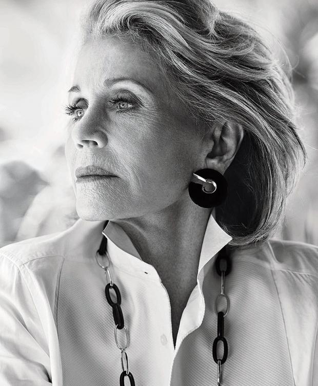 Красота без фотошопа: 79-летняя модель Джейн Фонда снялась для обложки модного журнала