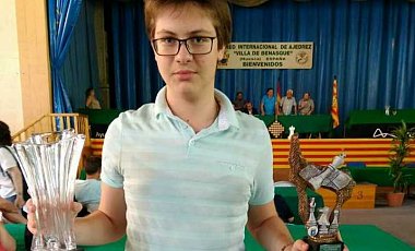 Шахматист из Киева стал самым молодым гроссмейстером в мире