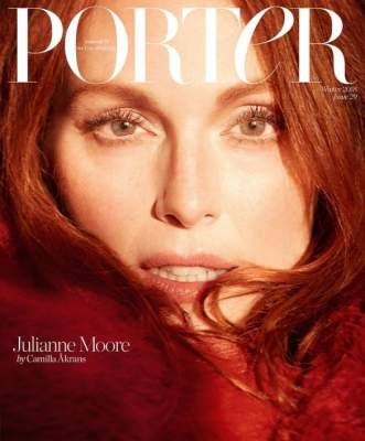 57-летняя Джулианна Мур снялась в особенной фотосессии для журнальчика Porter
