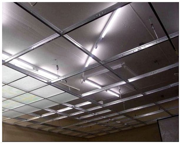 монтаж офисных светильников на потолок