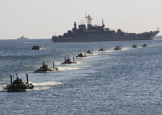В Крыму будут 21 надводный корабль и 3 подводных ладьи РФ - разведка