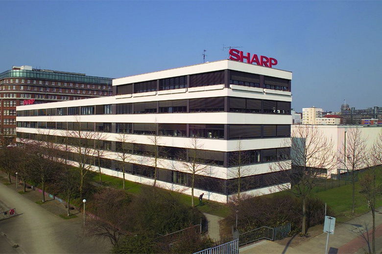 Sharp уходит с базара панелей OLED для смартфонов