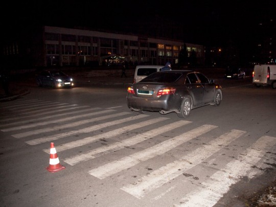 Водителя, свалившего пешехода в Бердянске, изловили в Запорожье: момент трагедии влетел на видео