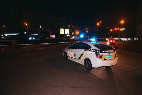 ​Безвестные на Mercedes обделали в Киеве перестрелку со службой охраны, есть раненые