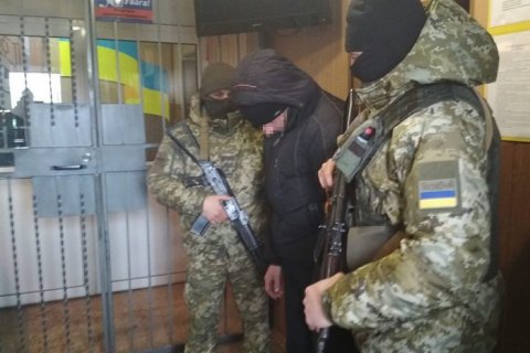 Суд приговорил к условному сроку боевика "ДНР", караулившего осколки "Боинга"